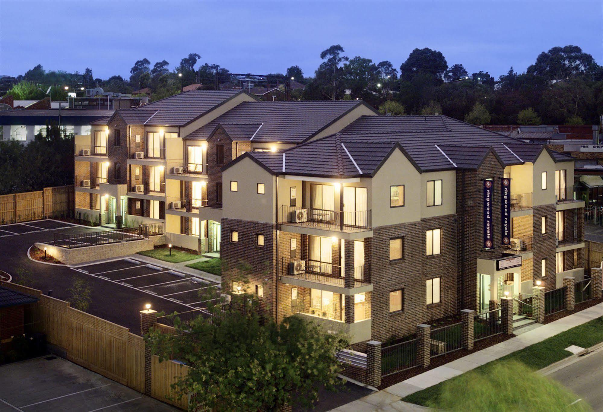 Ringwood Royale Aparthotel Exterior photo